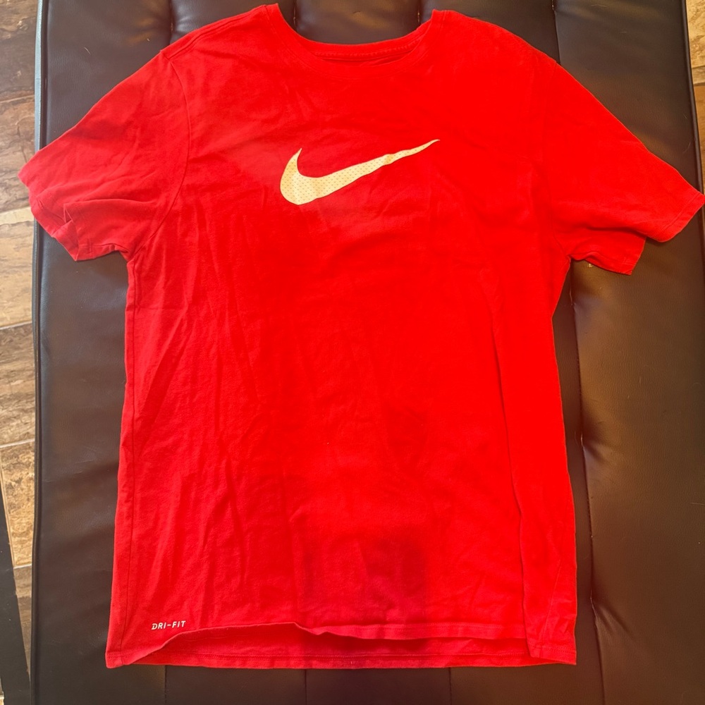 Men’s XL Nike T-Shirt